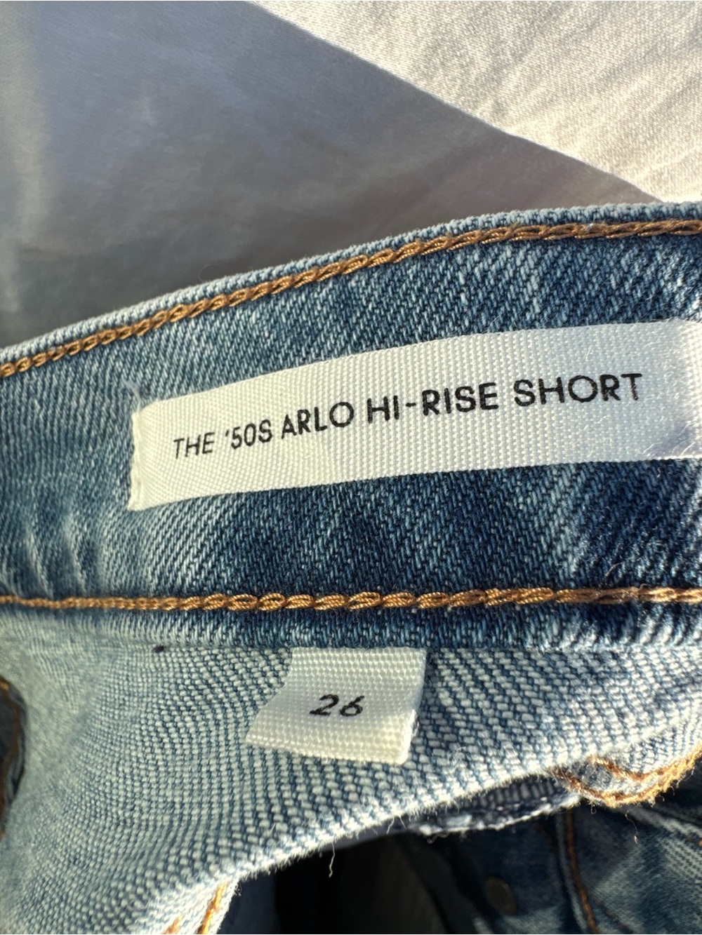 Aritzia Denim Forum 50s Arlo Hi-Rise Short - 26 - Picture 4 of 8